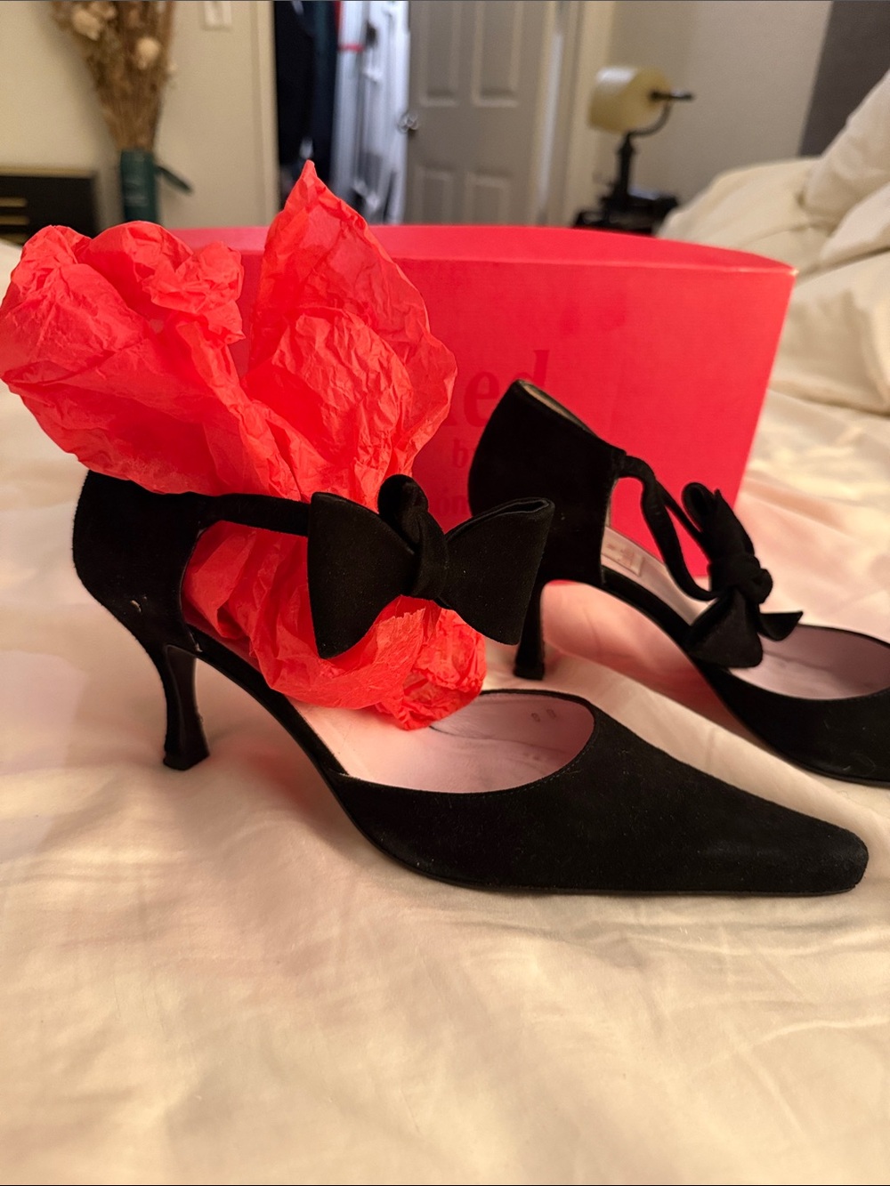 Vintage Black Bow Ankle Strap Pointed-Toe Kitten Heel Pumps